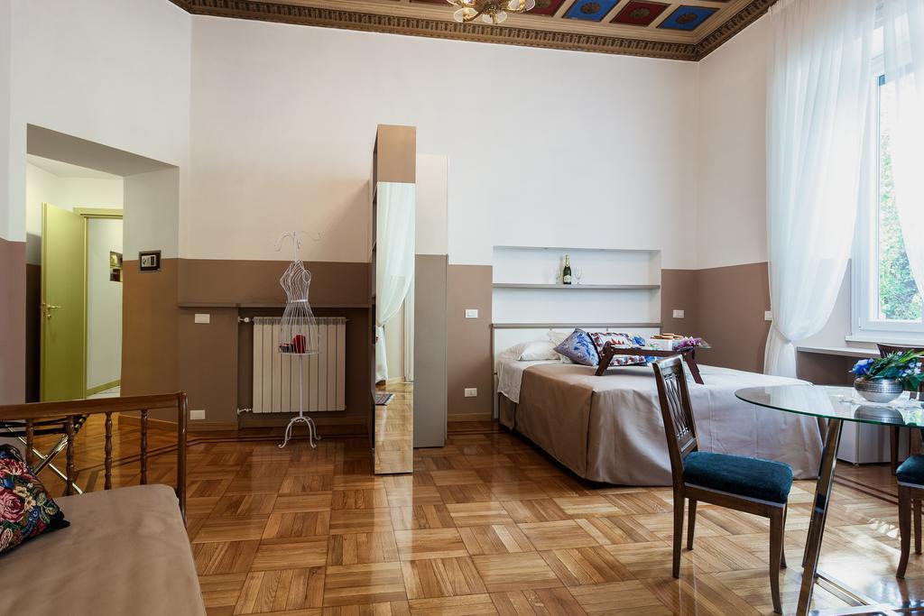 Roma Rondo' Bed & Breakfast Стая снимка