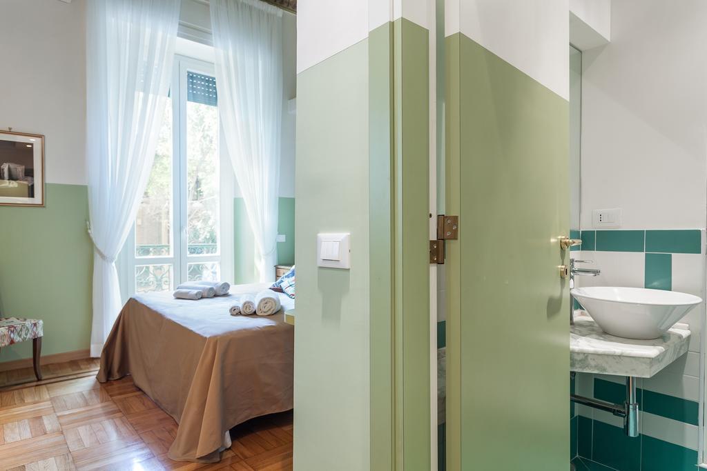 Roma Rondo' Bed & Breakfast Стая снимка